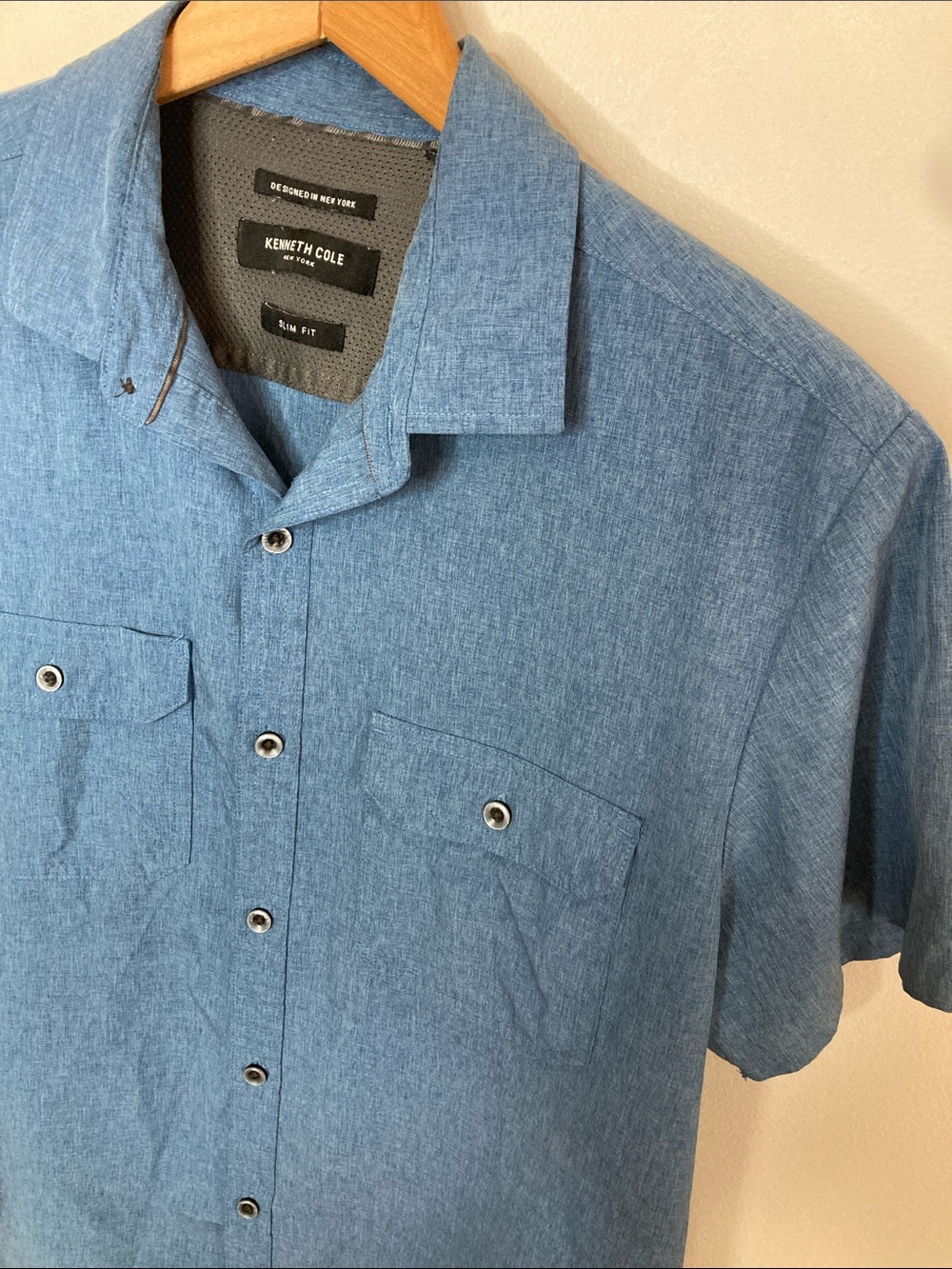 Kenneth Cole Blue Slim Fit Short Sleeve Casual Button-Down Shirt, Size Medium - Picture 4 of 9